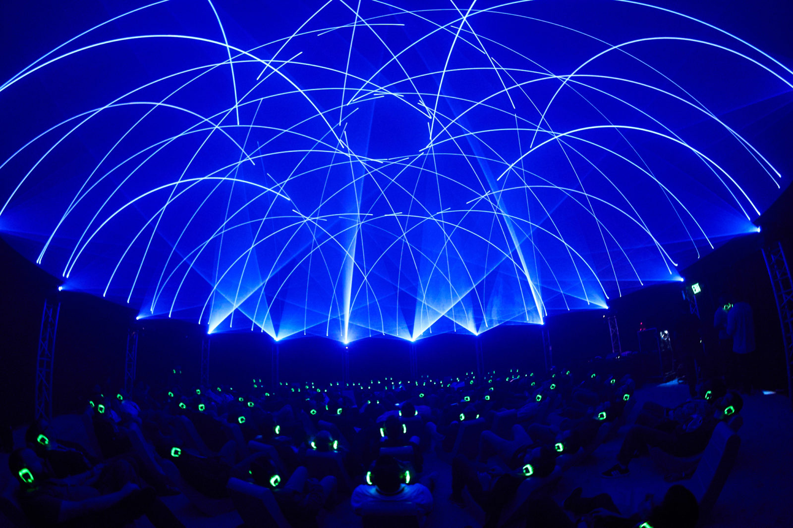 dome light display