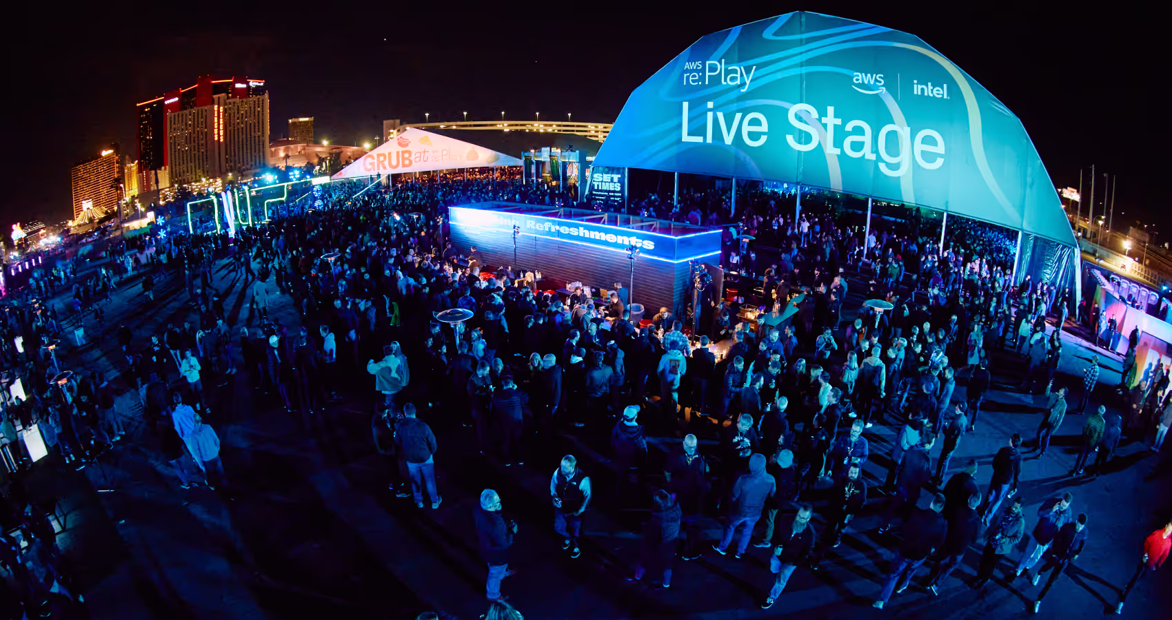 replay 2022 live stage crowd