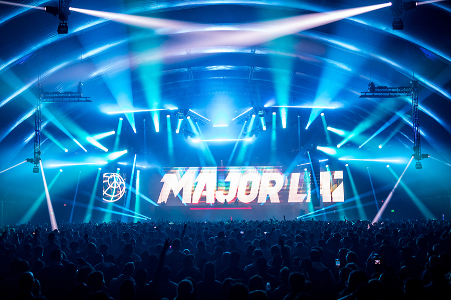 A large crowd of people at a concert.