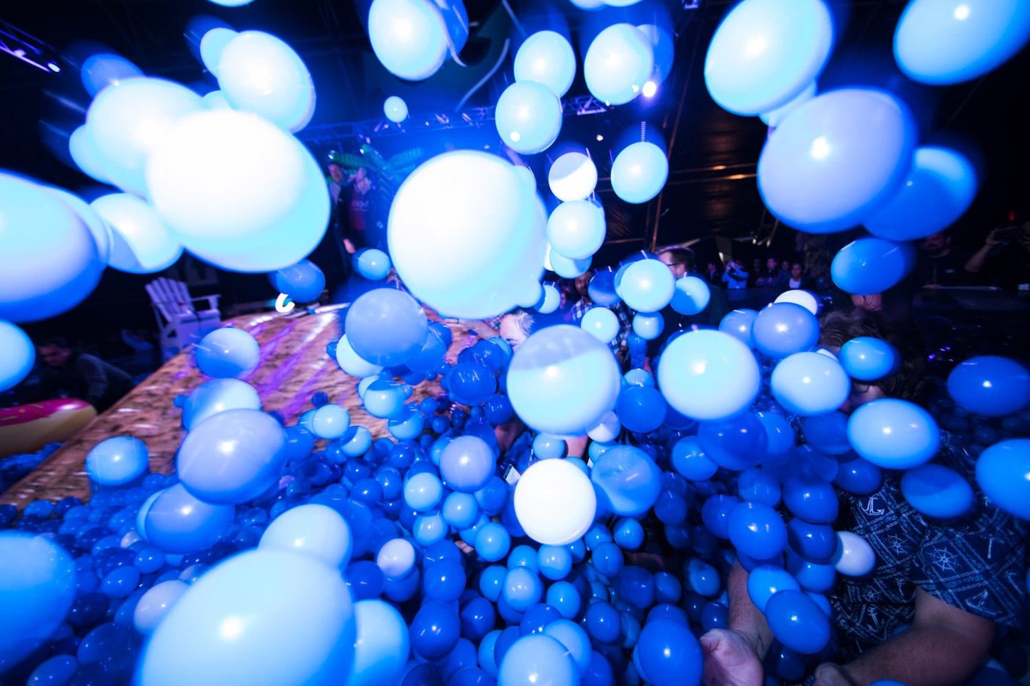 amazon party ball pit 2016