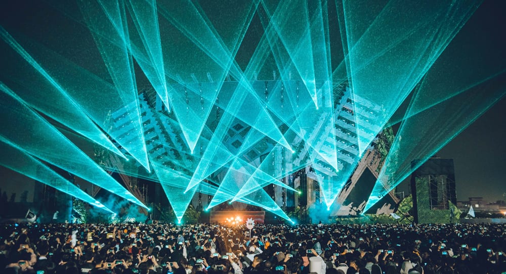 electric jungle stage