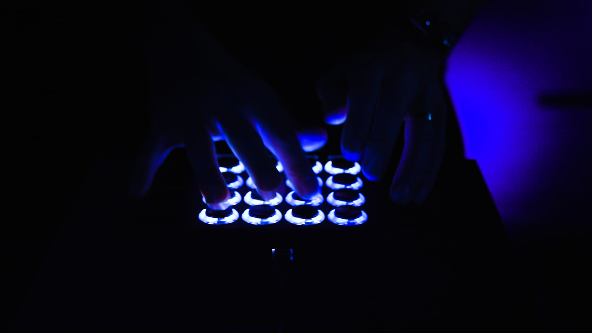 favored nations controller