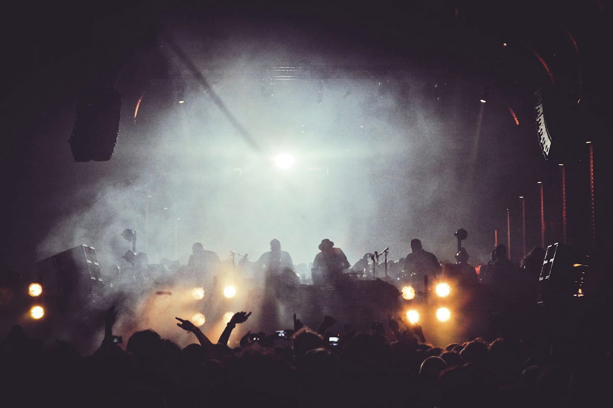 .party() Paris