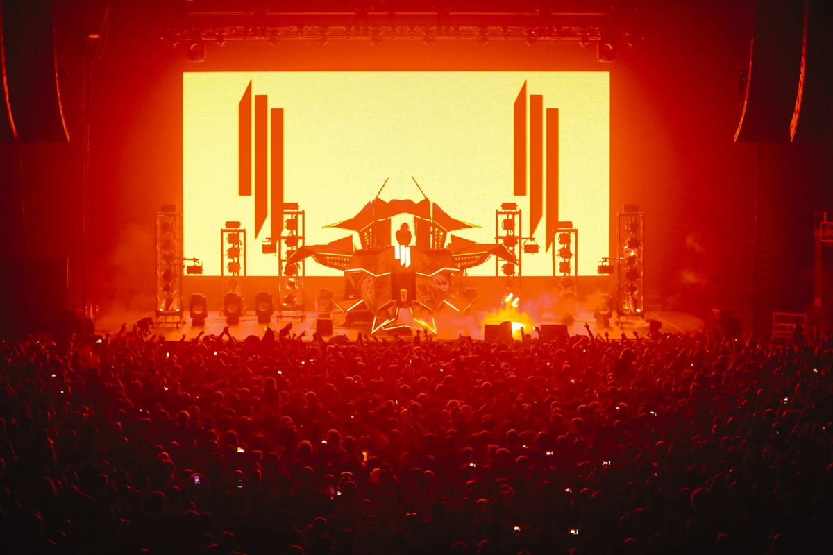 Skrillex Mothership Tour DJ booth