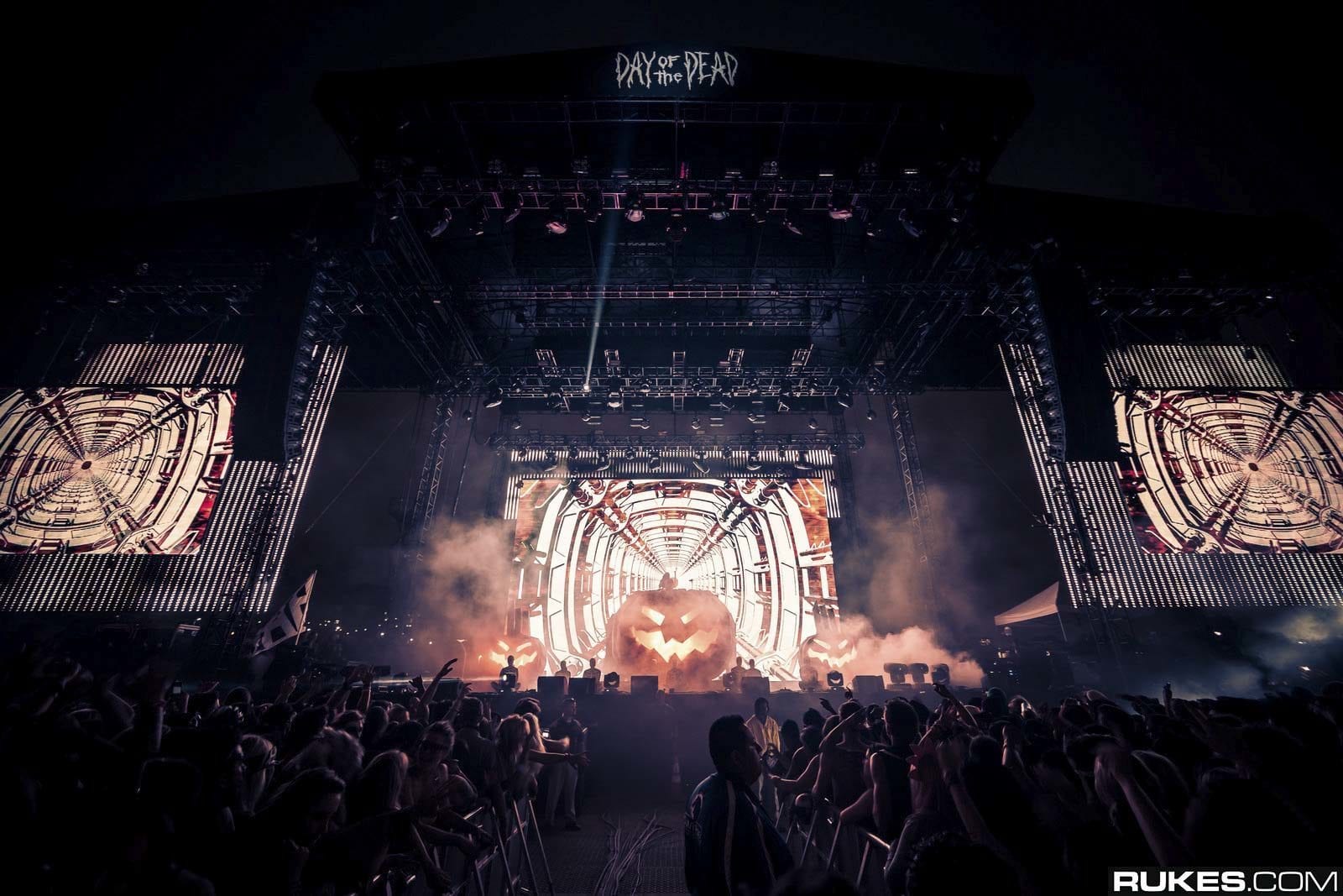 Skrillex day of the dead pumpkin show stage