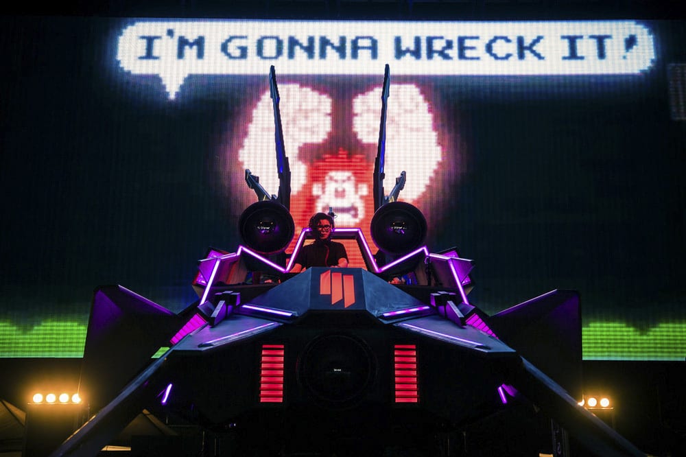 Skrillex Spaceship MK2 graphics