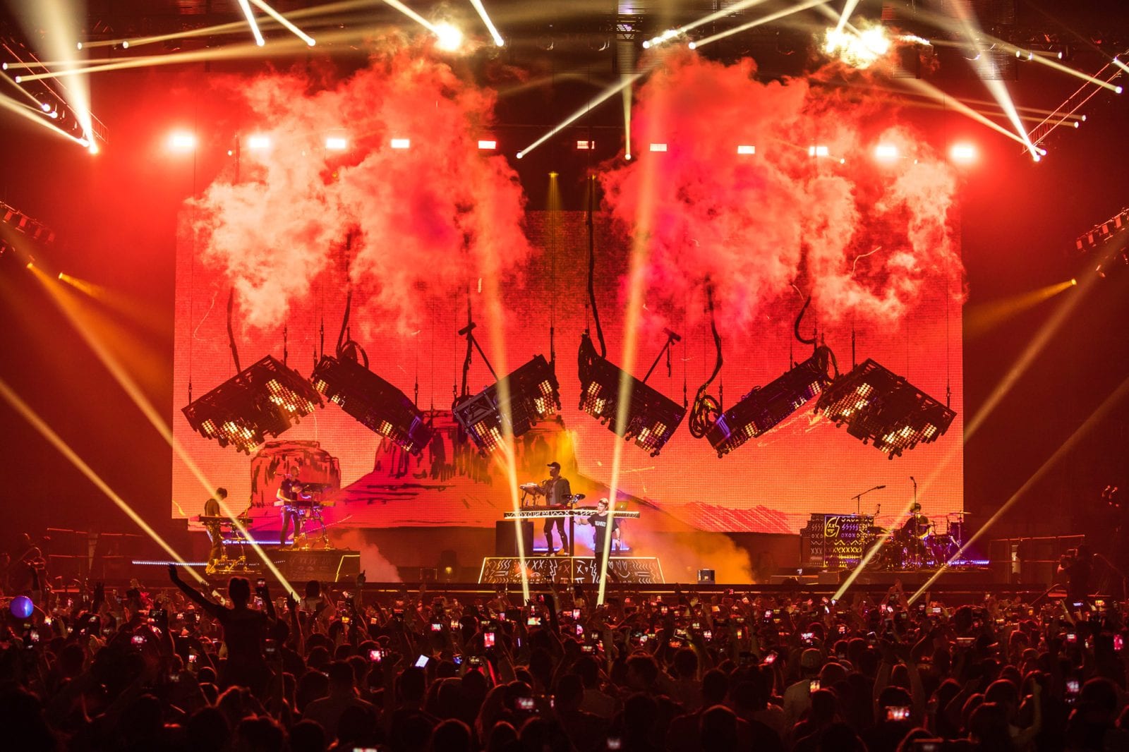chainsmokers tour 2016