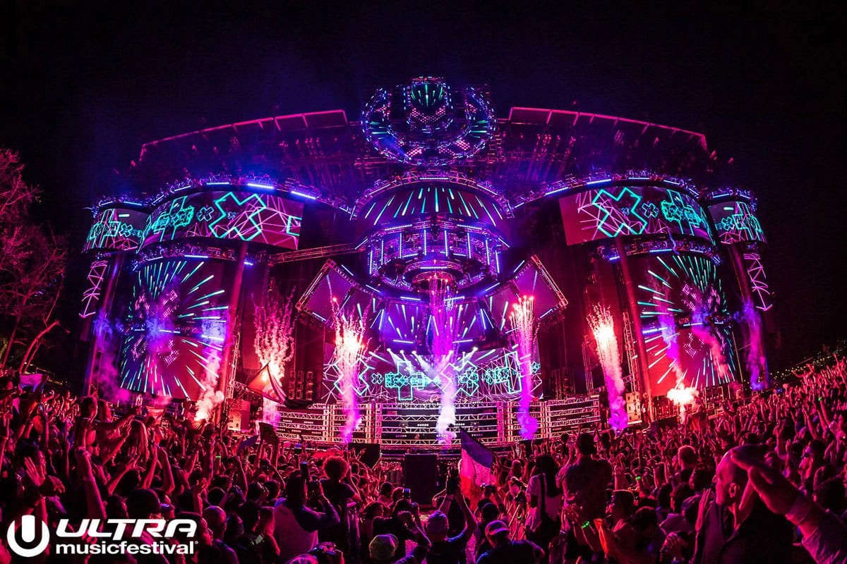Ultra Music Festival 2015 stage