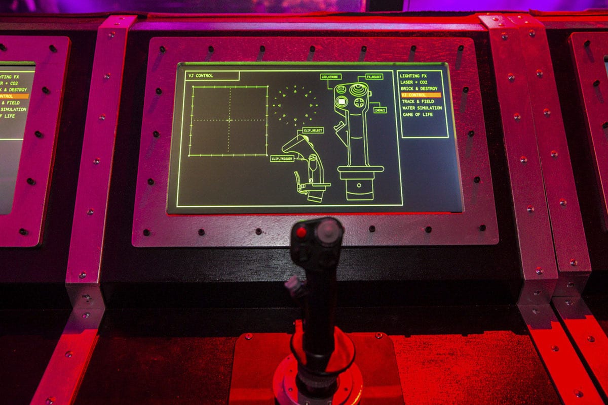 Wargaming E3 flight simulator