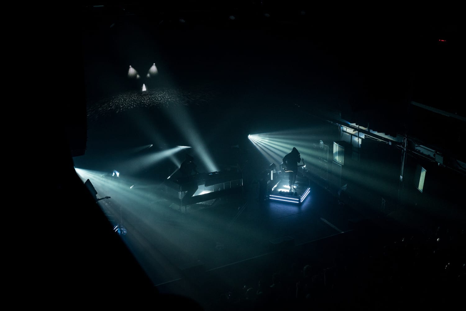ZHU Neon City Tour lighting